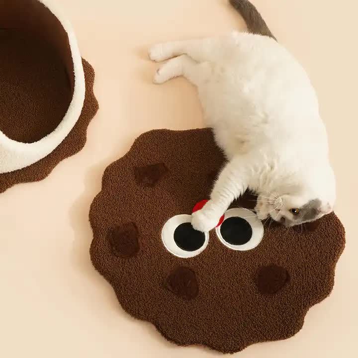 Spud Jax Petshop Adorable Cookie-Shaped Cat Bed - Cozy and Playful Pet Hideout (50x20 cm) Adorable Cookie-Shaped Cat Bed - Cozy and Playful Pet Hideout (50x20 cm) Pet Care > Cat Supplies > Cat Furniture